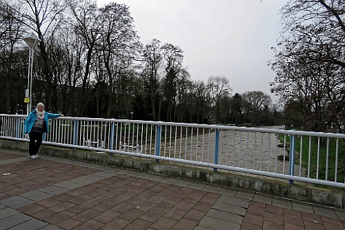BadNeu (34)